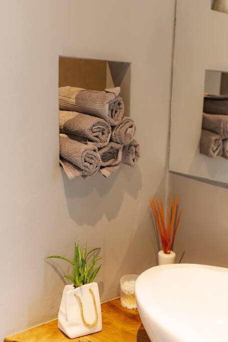 Top Central Design, 2 Bedroom, Ndk, Free Secured Parking София Экстерьер фото